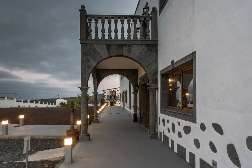 Фото Hotel Melva Suite