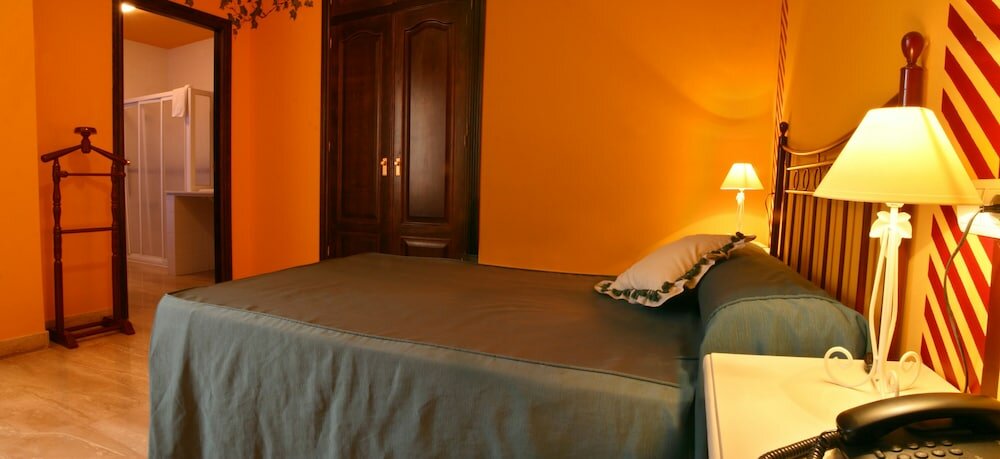 Фото Hotel Las Rosas