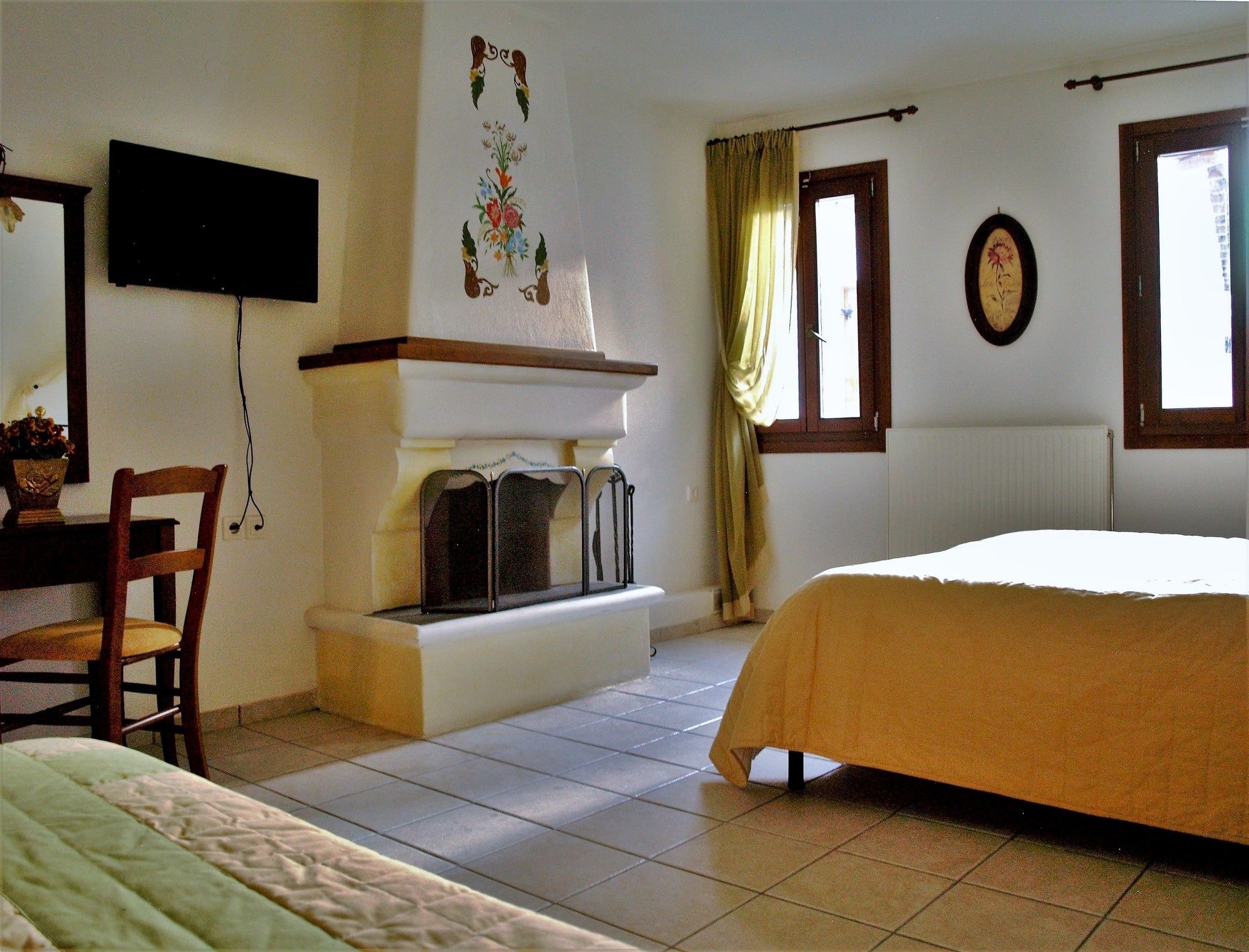 Фото Archontika Karamarlis