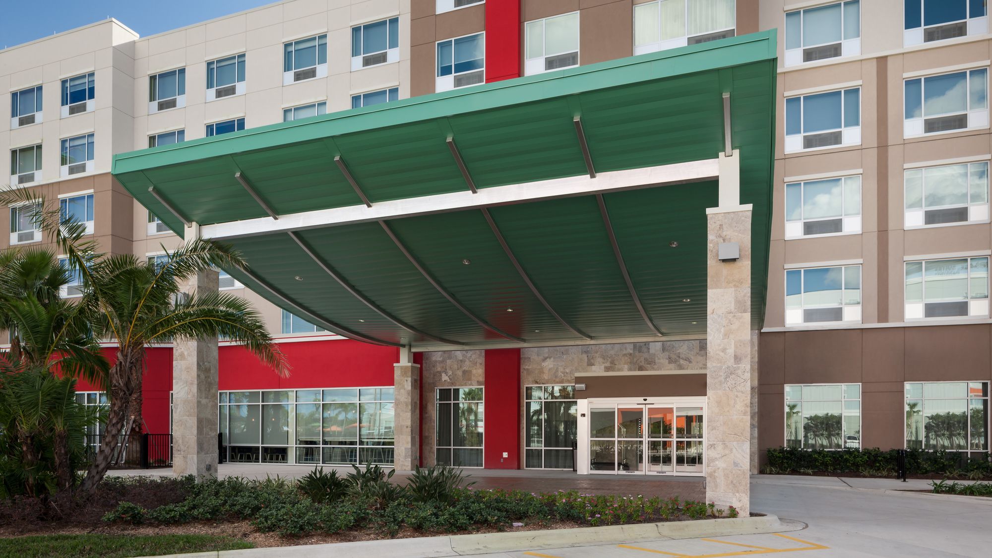 Фото Holiday Inn Express & Suites Orlando at SeaWorld, an Ihg Hotel