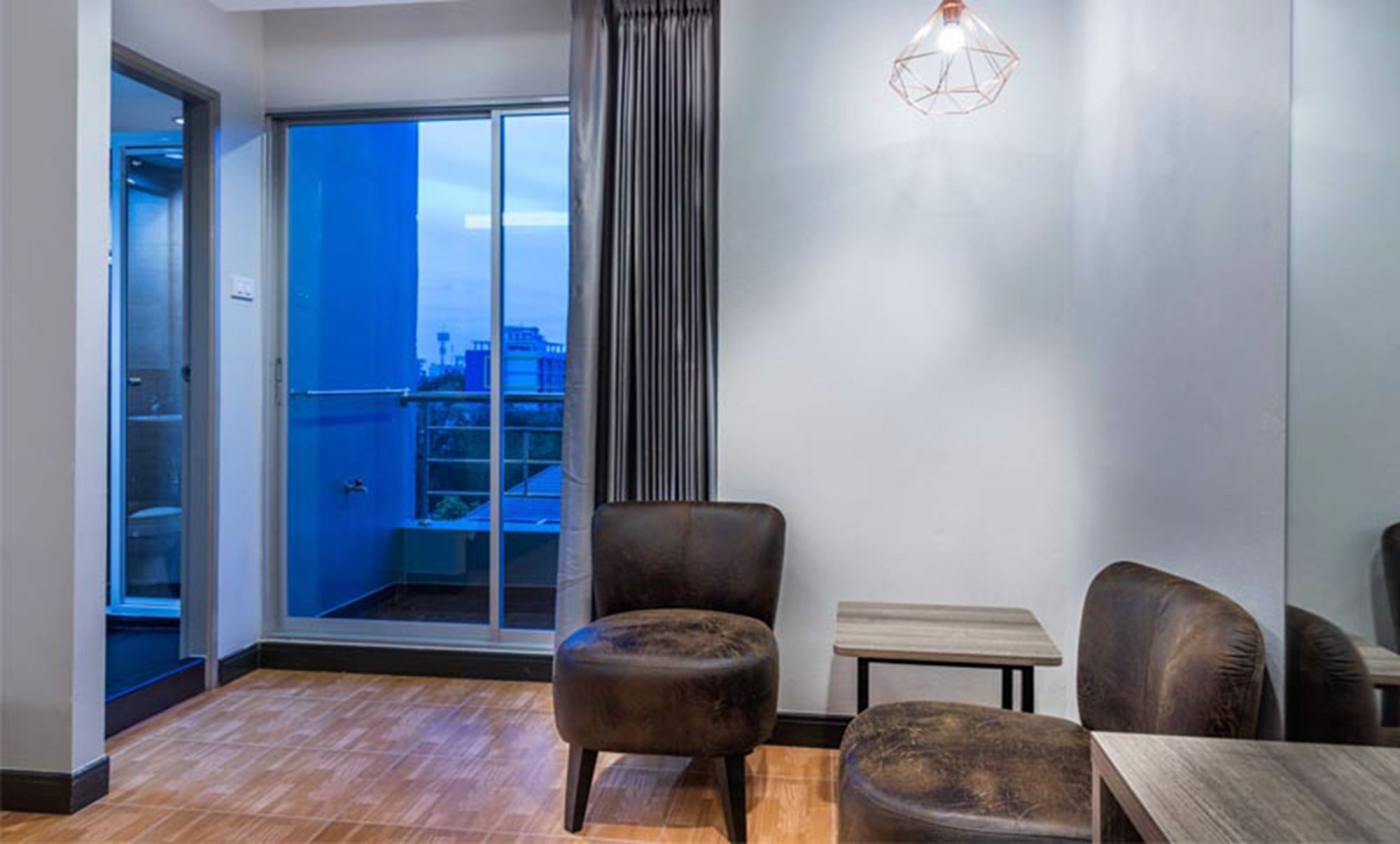 Фото Livotel Hotel Hua Mak Bangkok