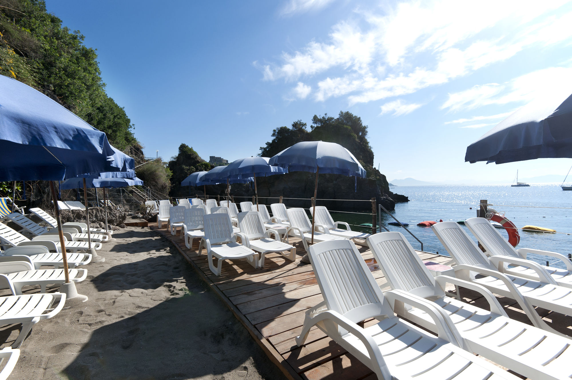 Фото Hotel Giardino delle Ninfe e La Fenice