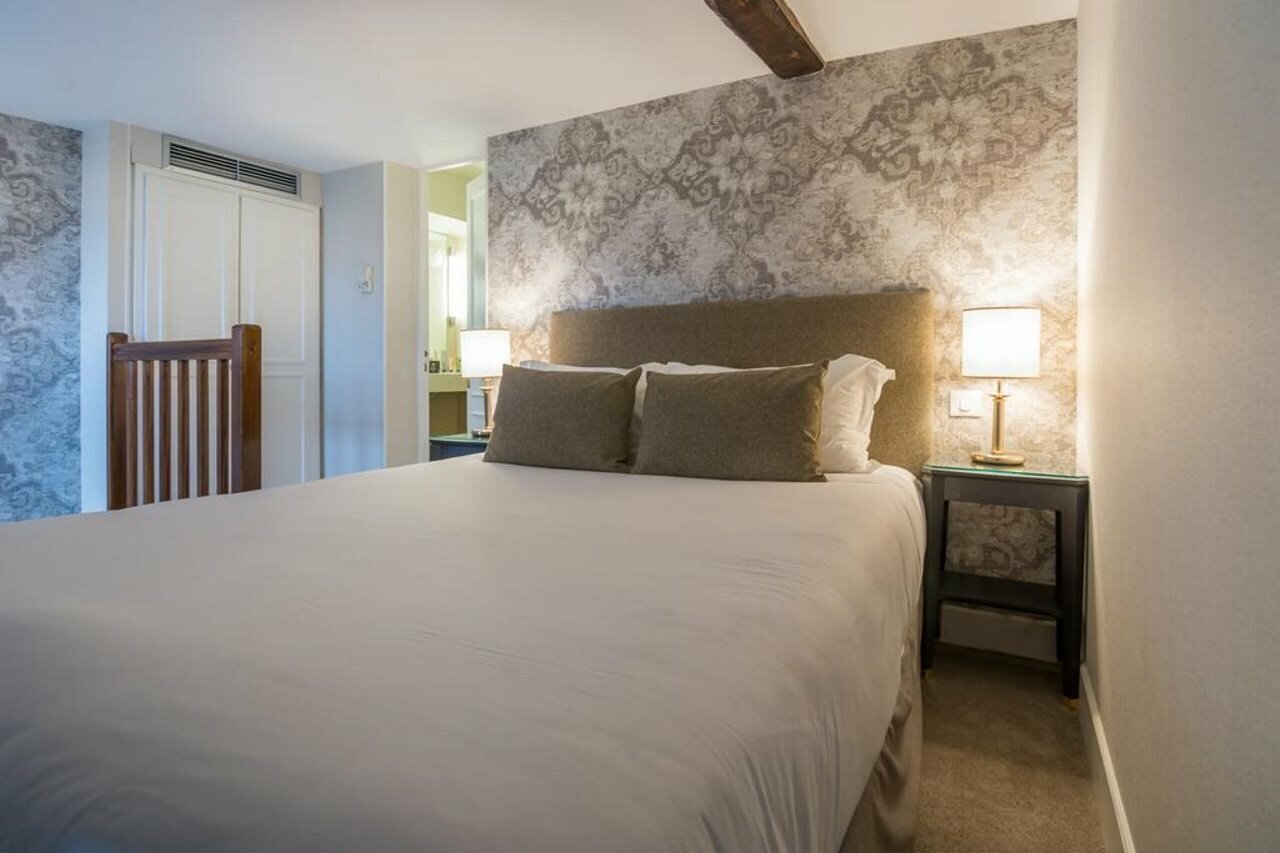 Фото Madeleine Plaza