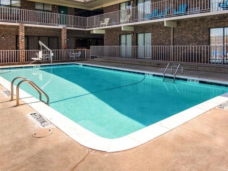 Фото Quality Inn Magnolia