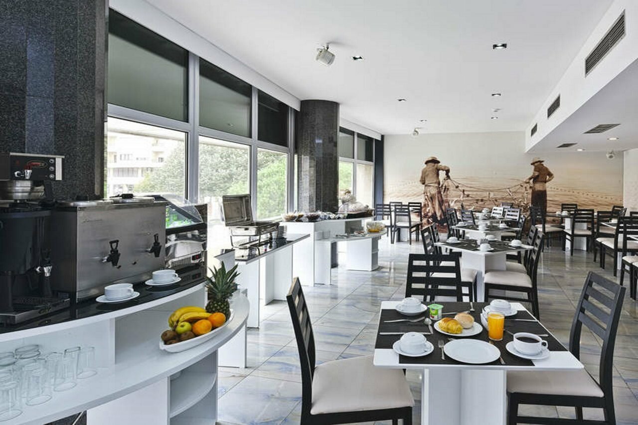 Фото Urban Hotel Amadeos