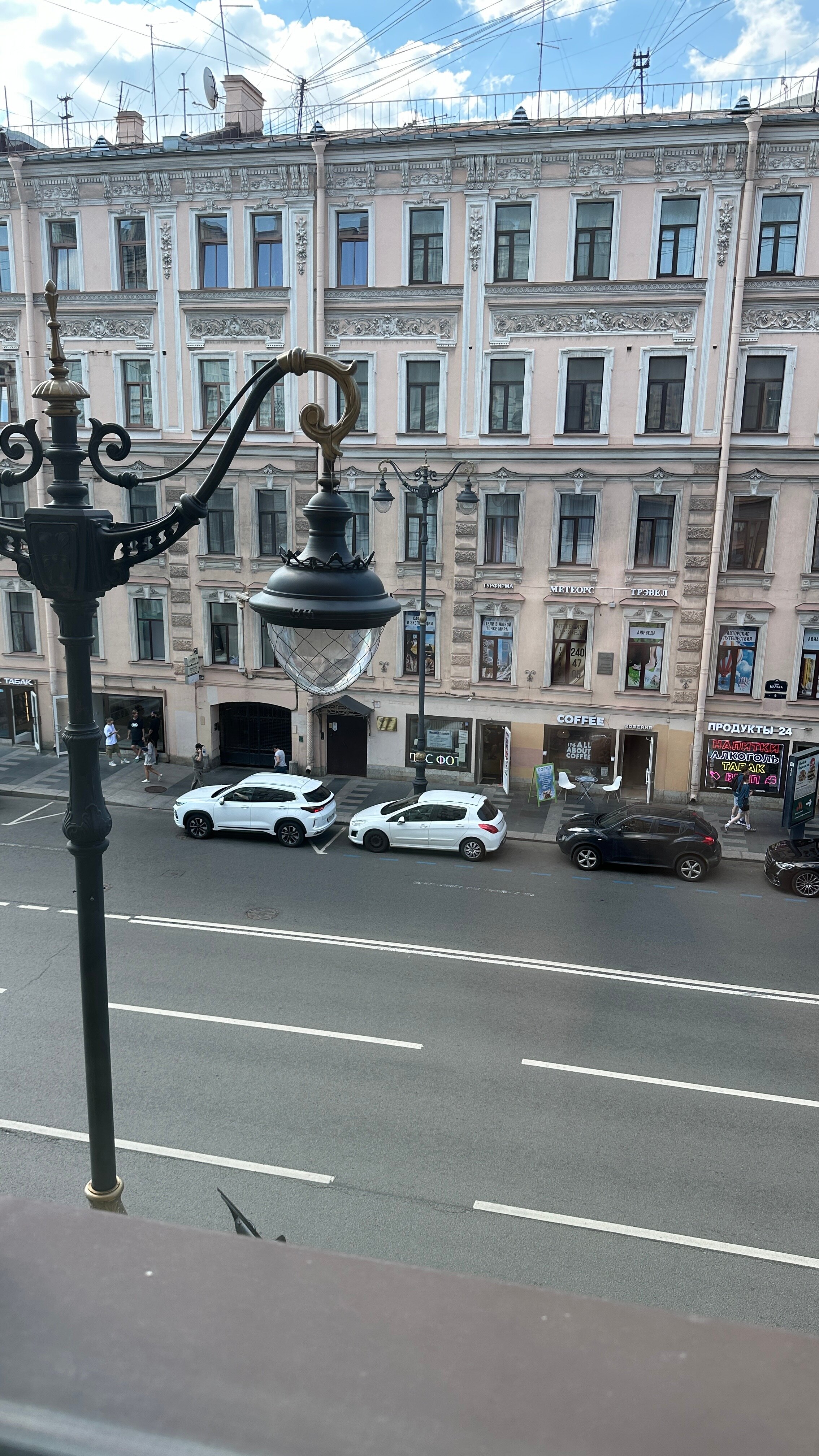 Фото Арт-Хаус