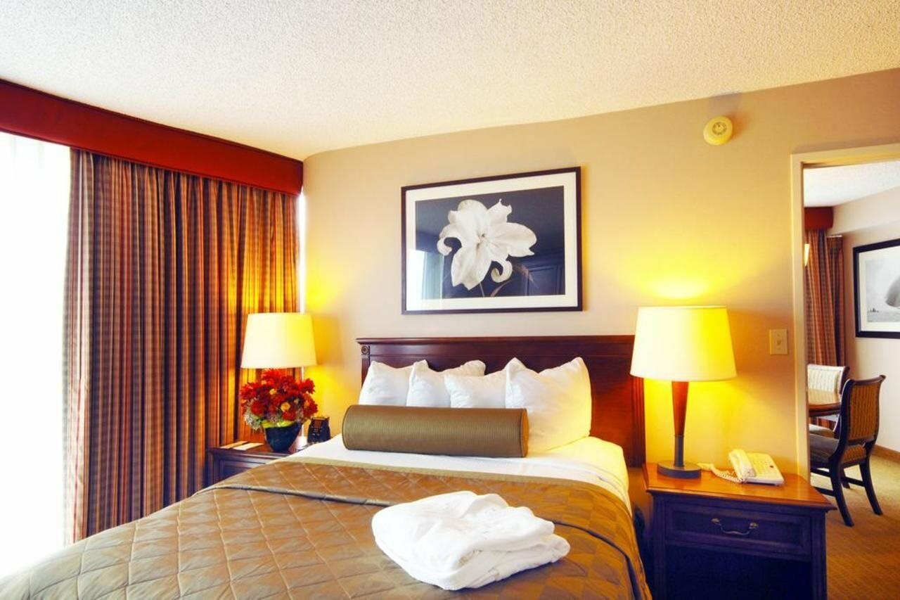 Фото Embassy Suites San Francisco Airport - South San Francisco
