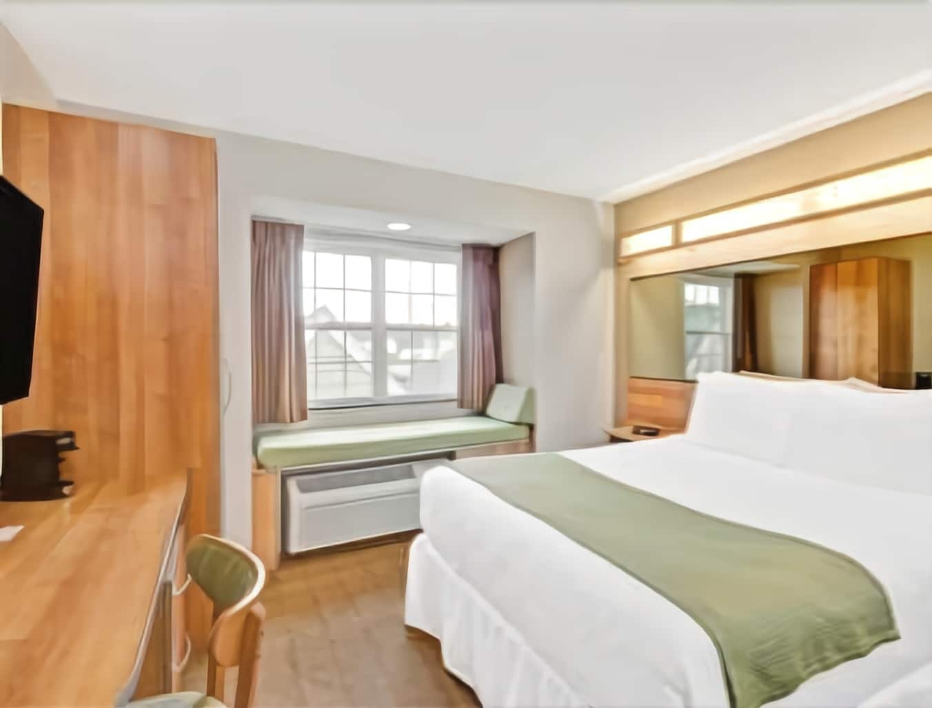 Фото Microtel Inn & Suites by Wyndham York