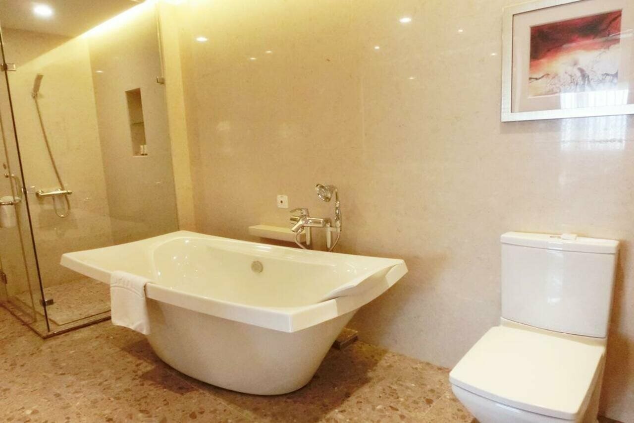 Фото Guangzhou Pearl River International Hotel