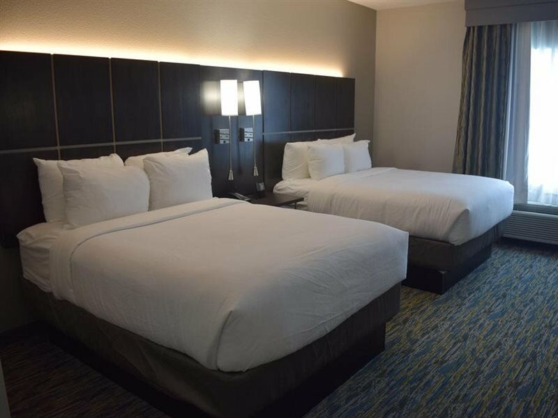 Фото Candlewood Suites Nashville - Metro Center, an Ihg Hotel