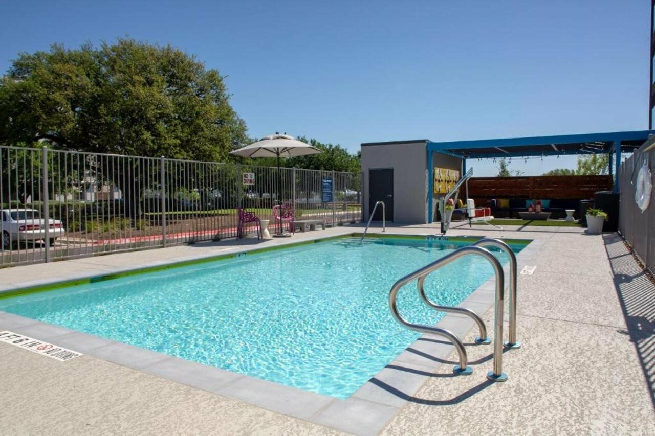 Фото Tru by Hilton Round Rock