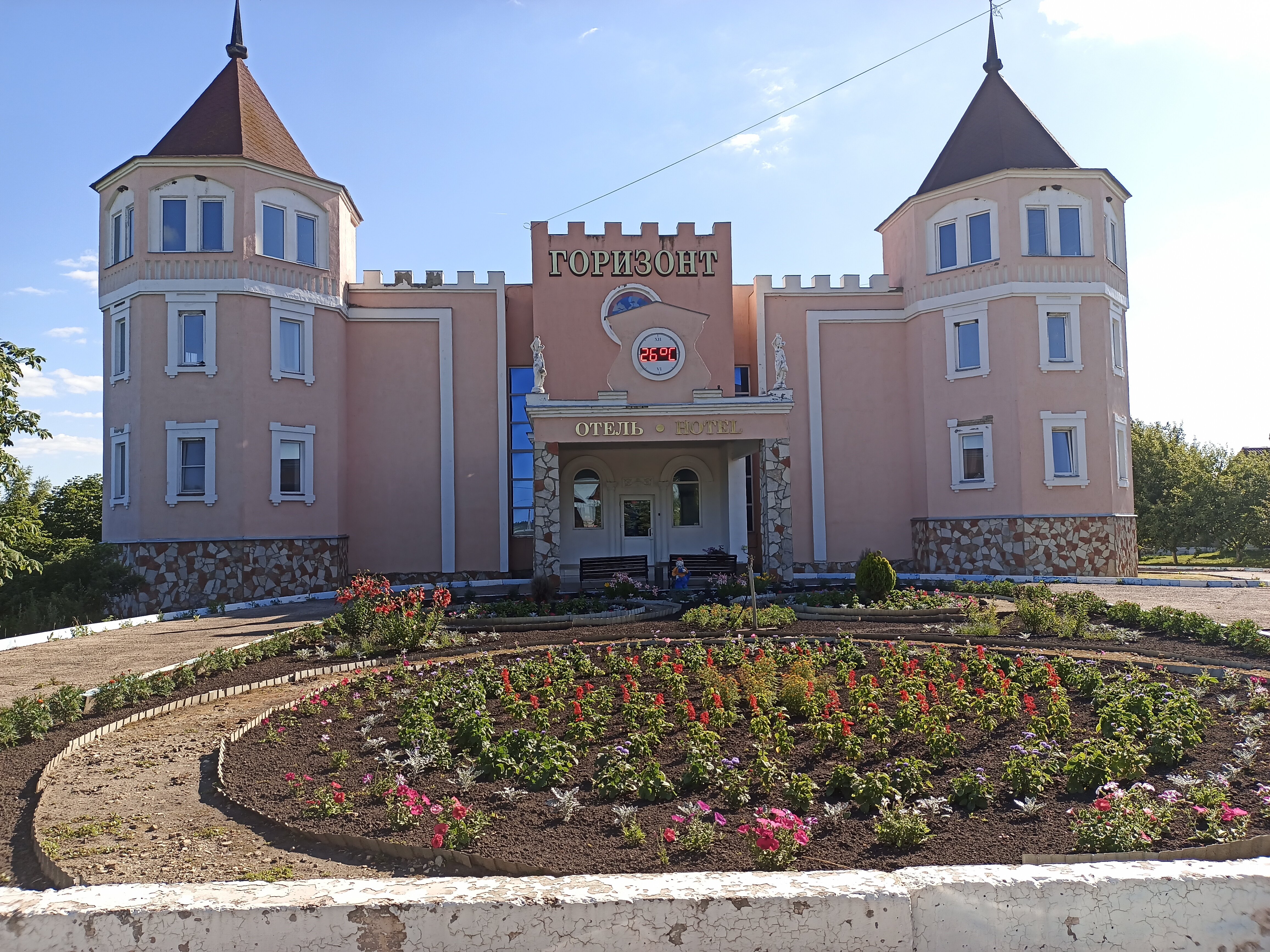 Фото отеля 1