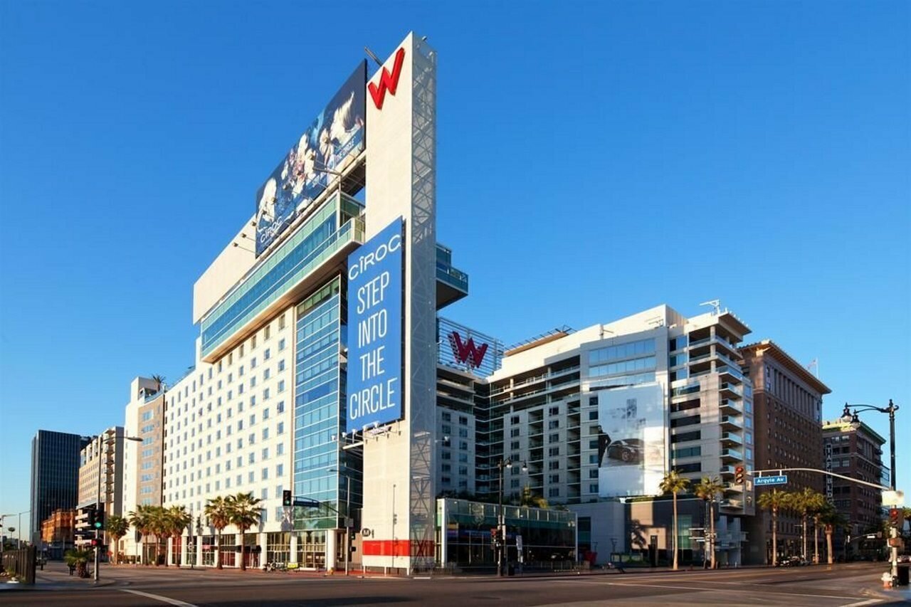 Фото W Hollywood