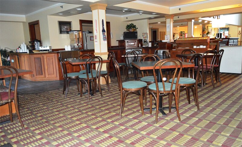 Фото Hollow Inn and Motel