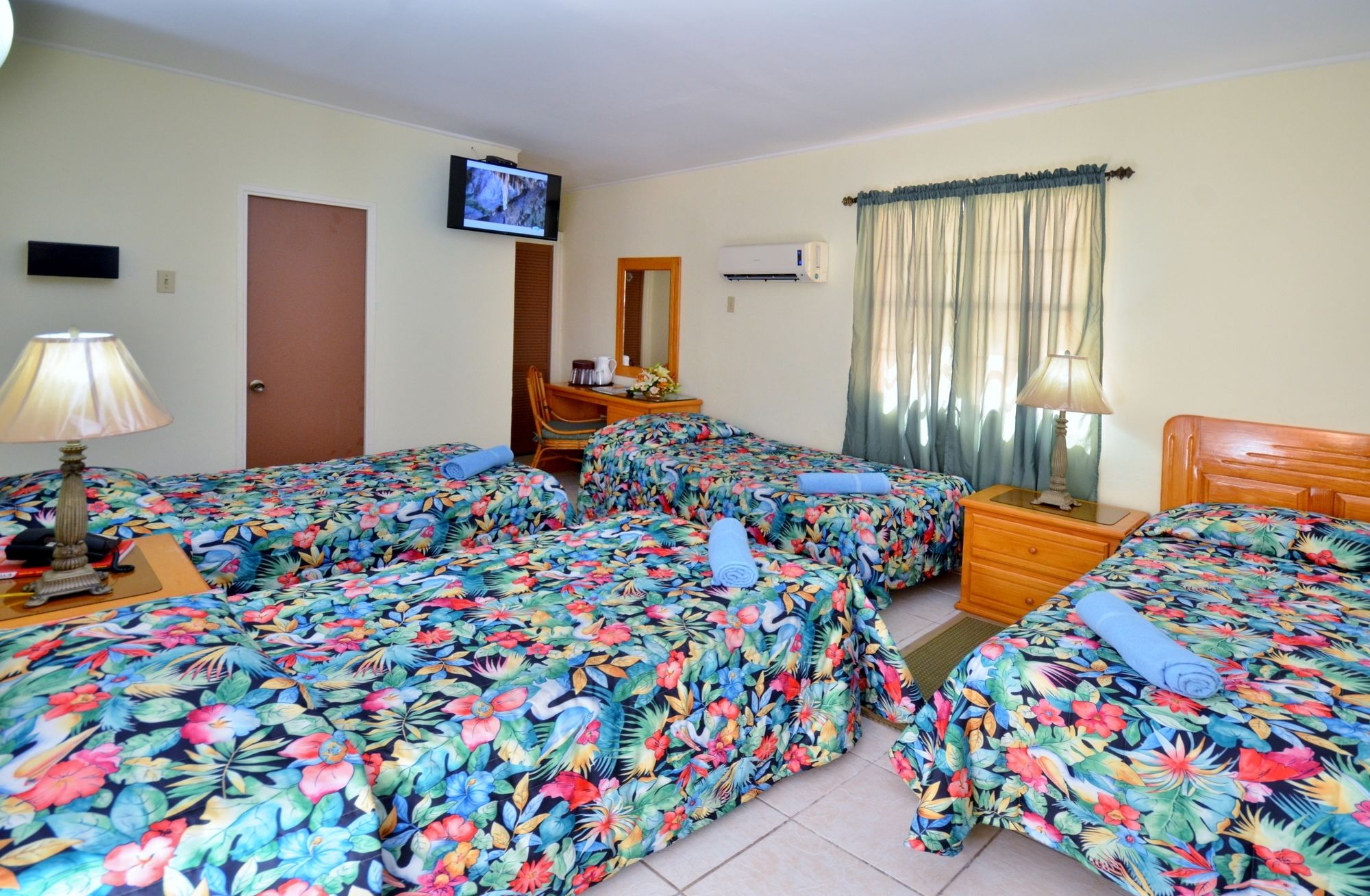 Фото Seaview Beach Hotel