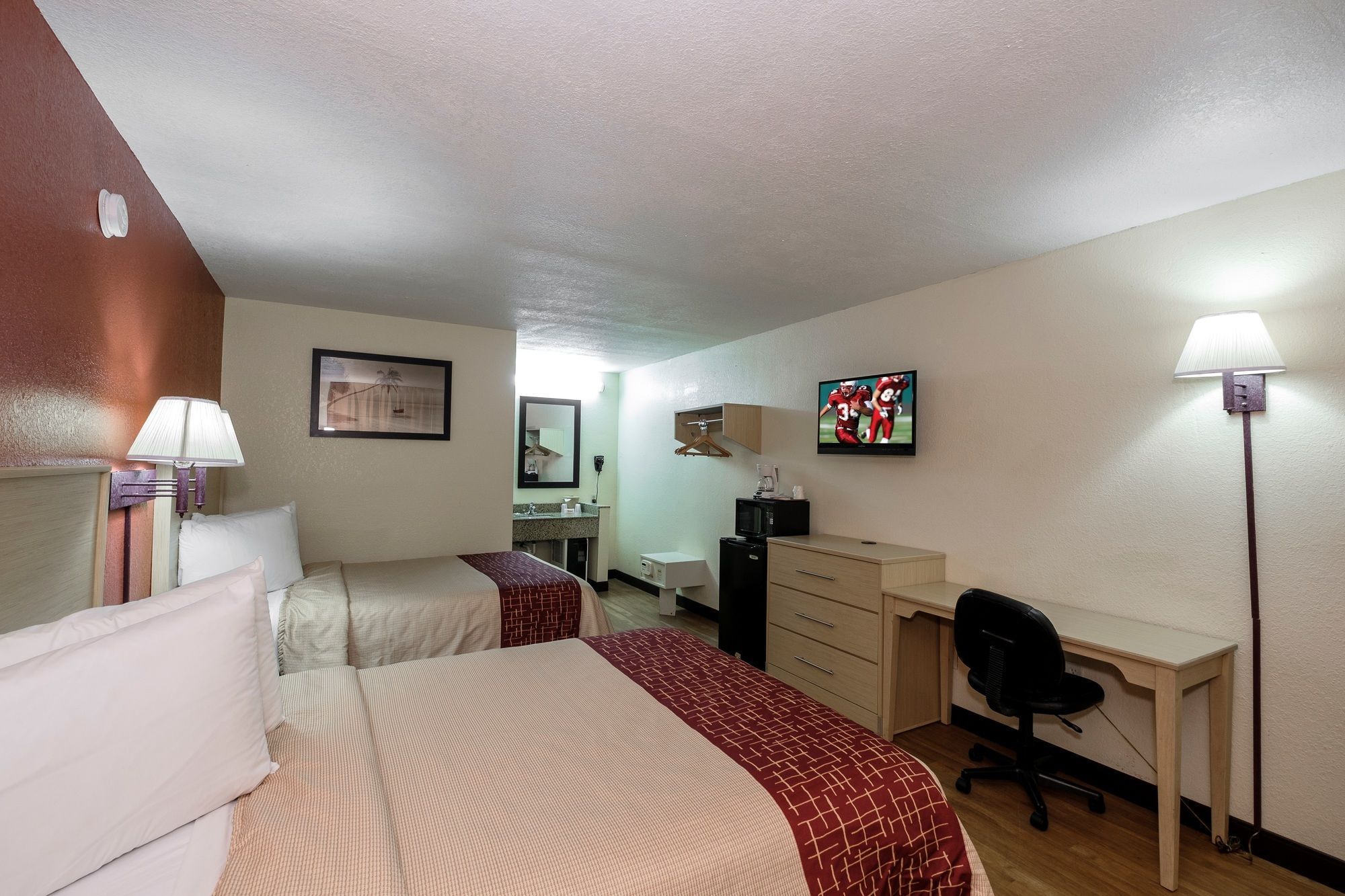 Фото Red Roof Inn Ft Myers