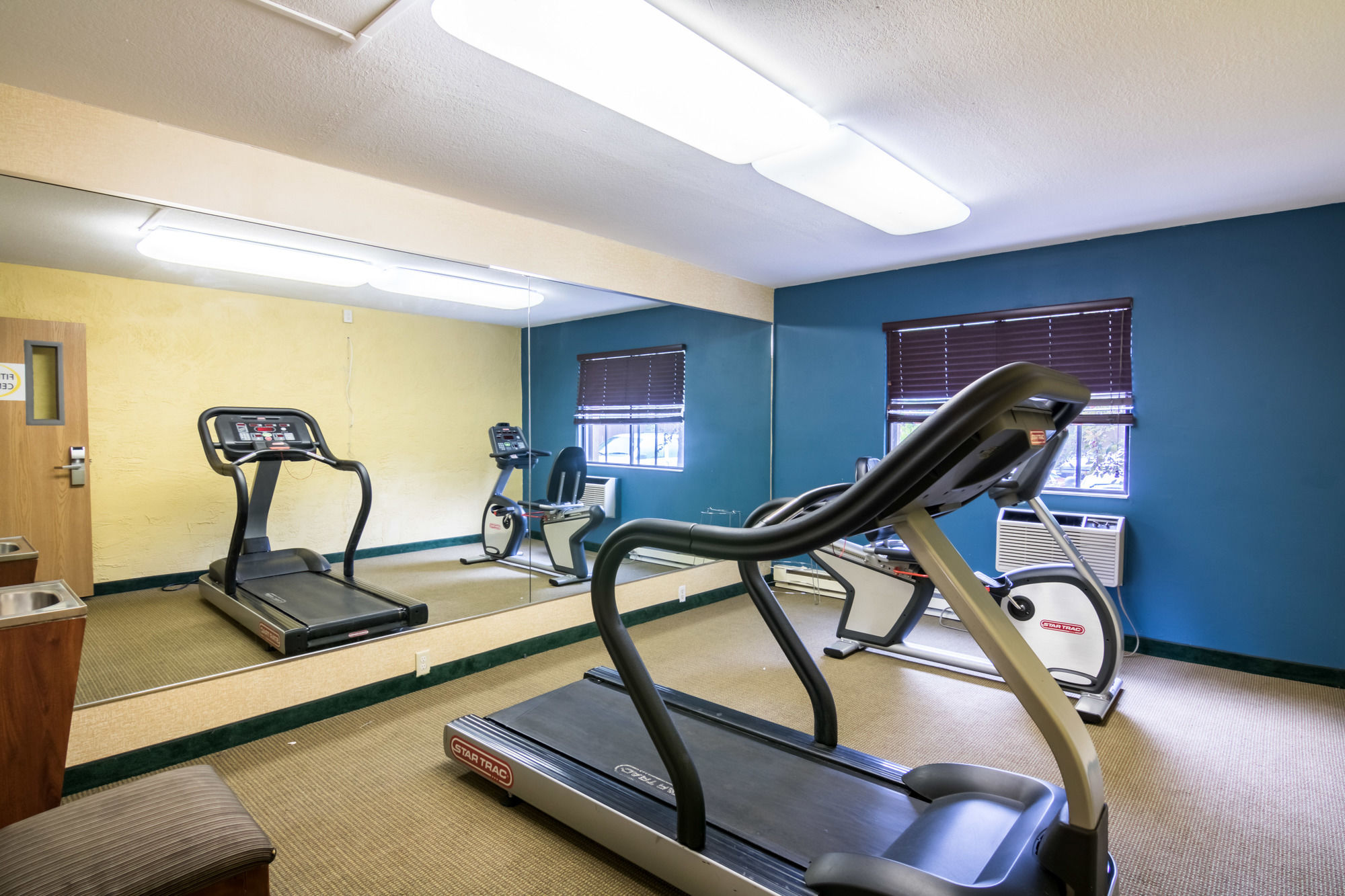 Фото Motel 6 Saint Paul Mn i 94