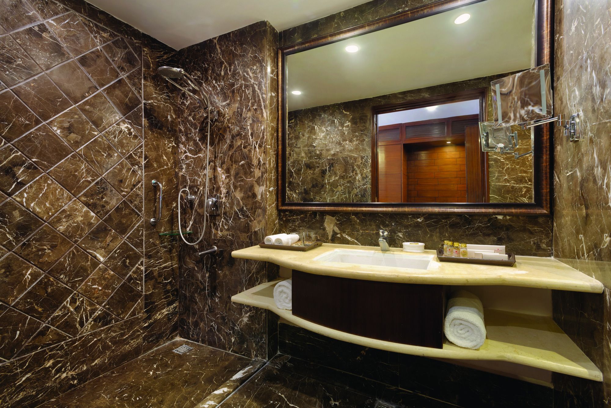 Фото Ramada Plaza by Wyndham Chandigarh Zirakpur