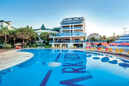 Гостиница MC Beach Resort в Аланье