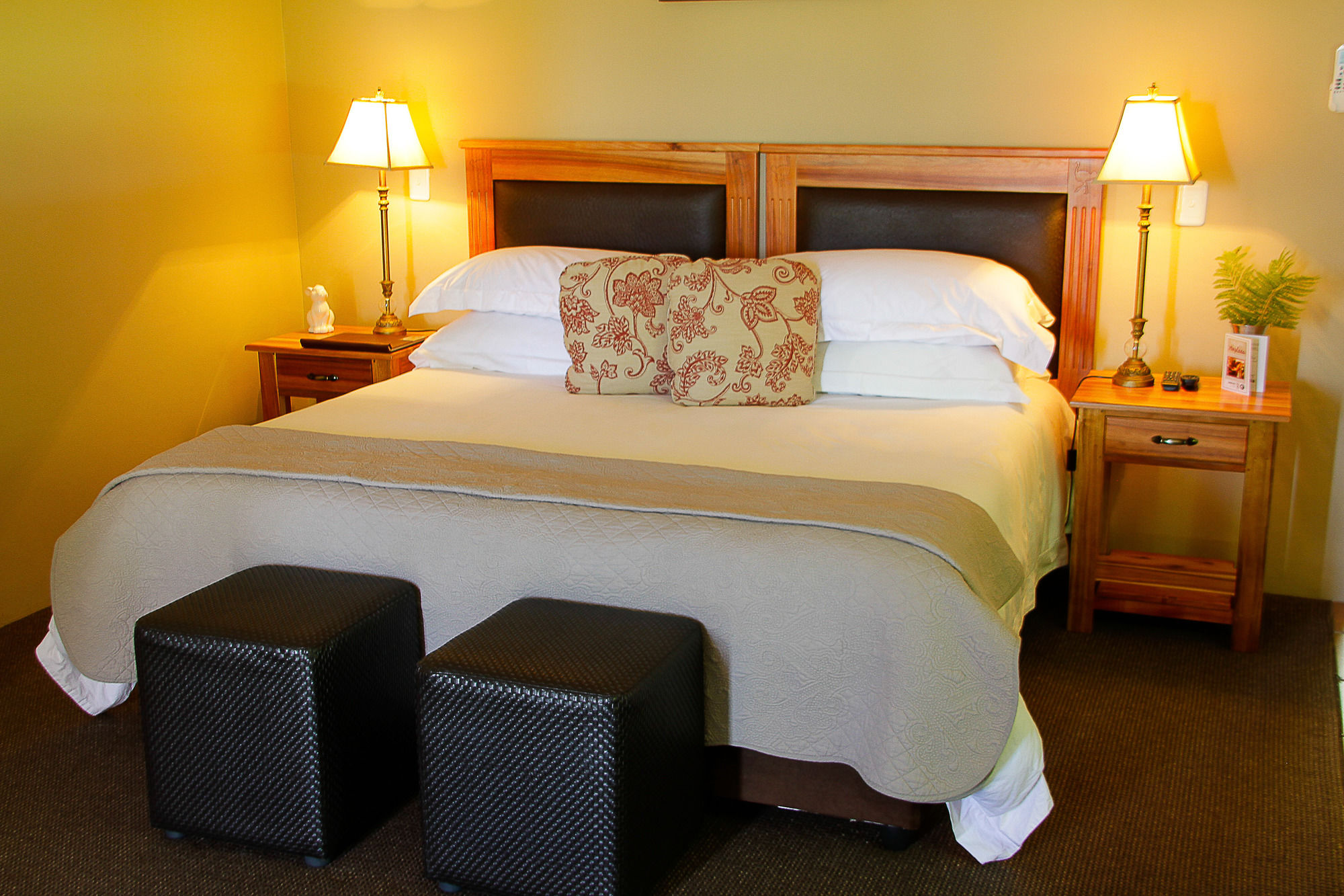 Фото Mooiplaas Guesthouse