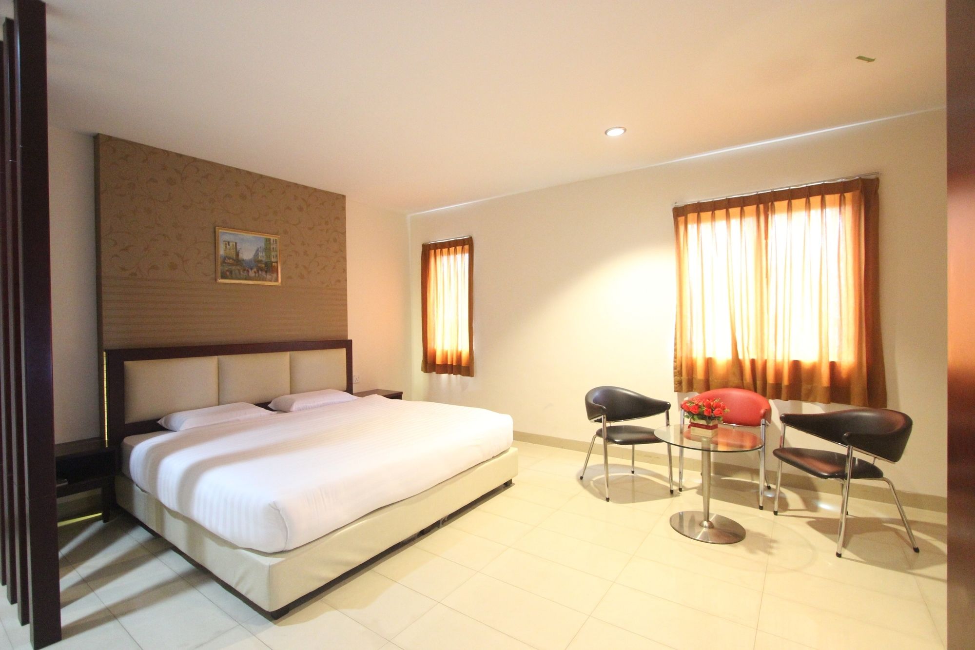 Фото Lovina Inn Nagoya Batam