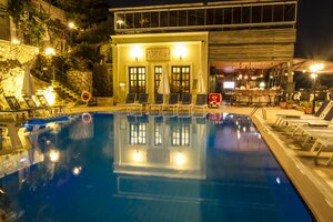 отель Kulube Hotel