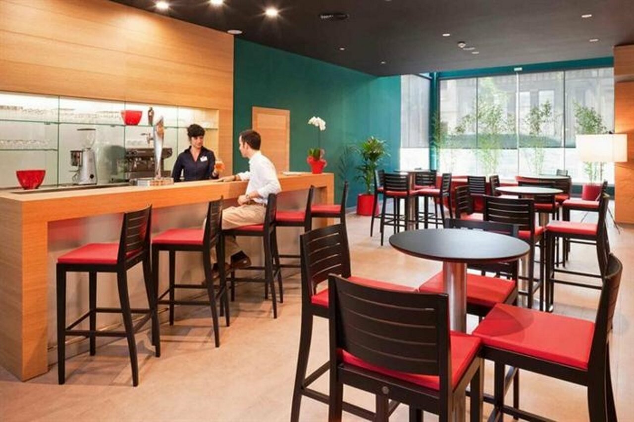 Фото Ibis Barcelona Plaza Glories 22