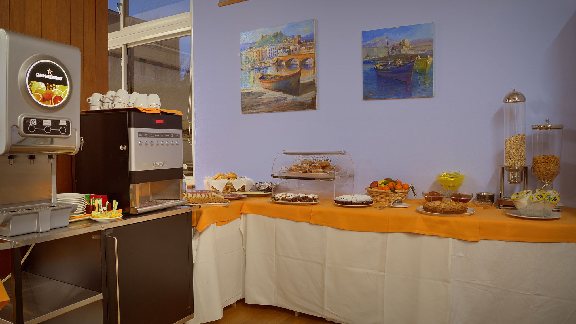 Фото Mistral Hotel