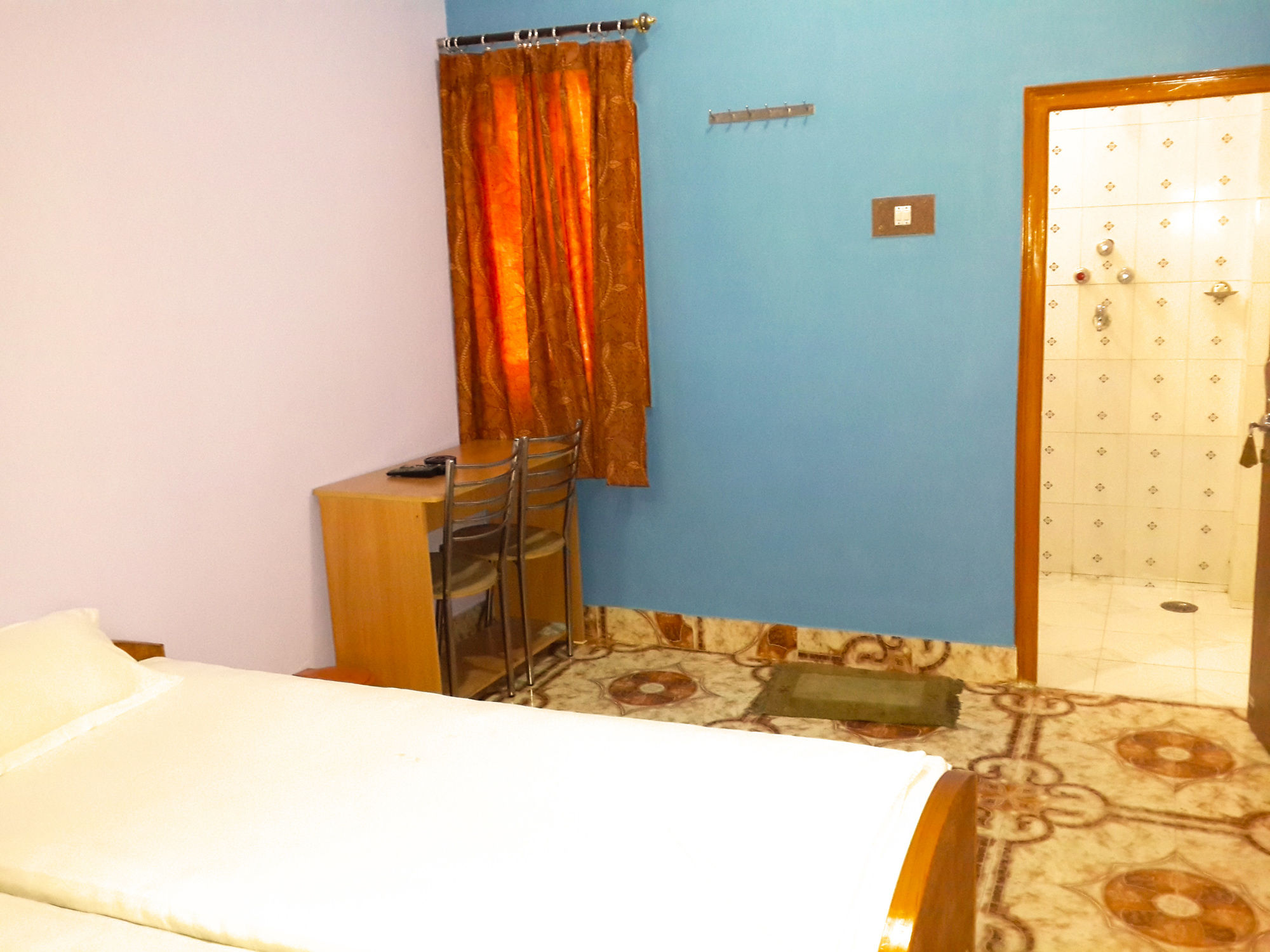 Фото Hotel Ganesha