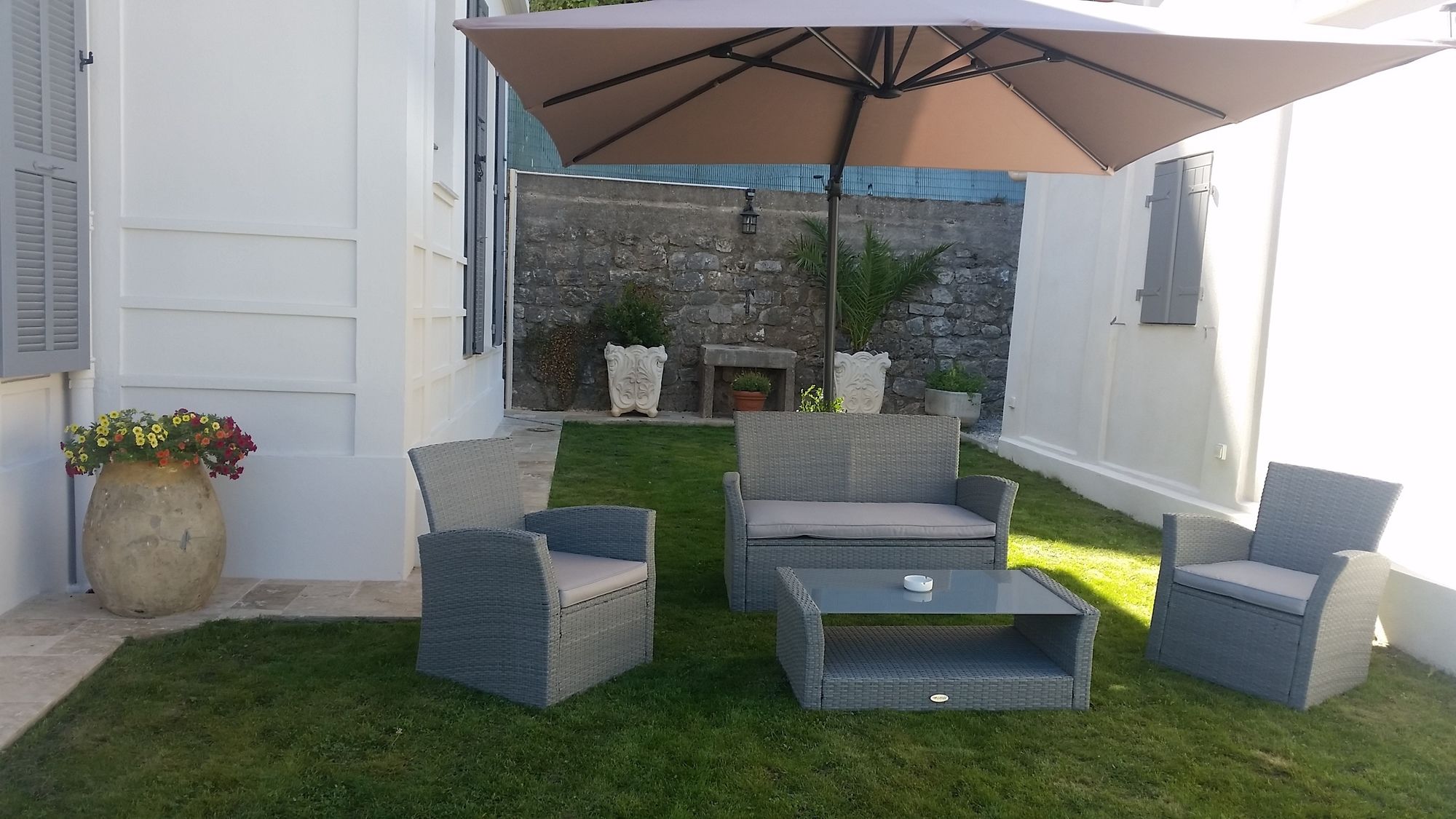 Фото B&b Villa Blanche