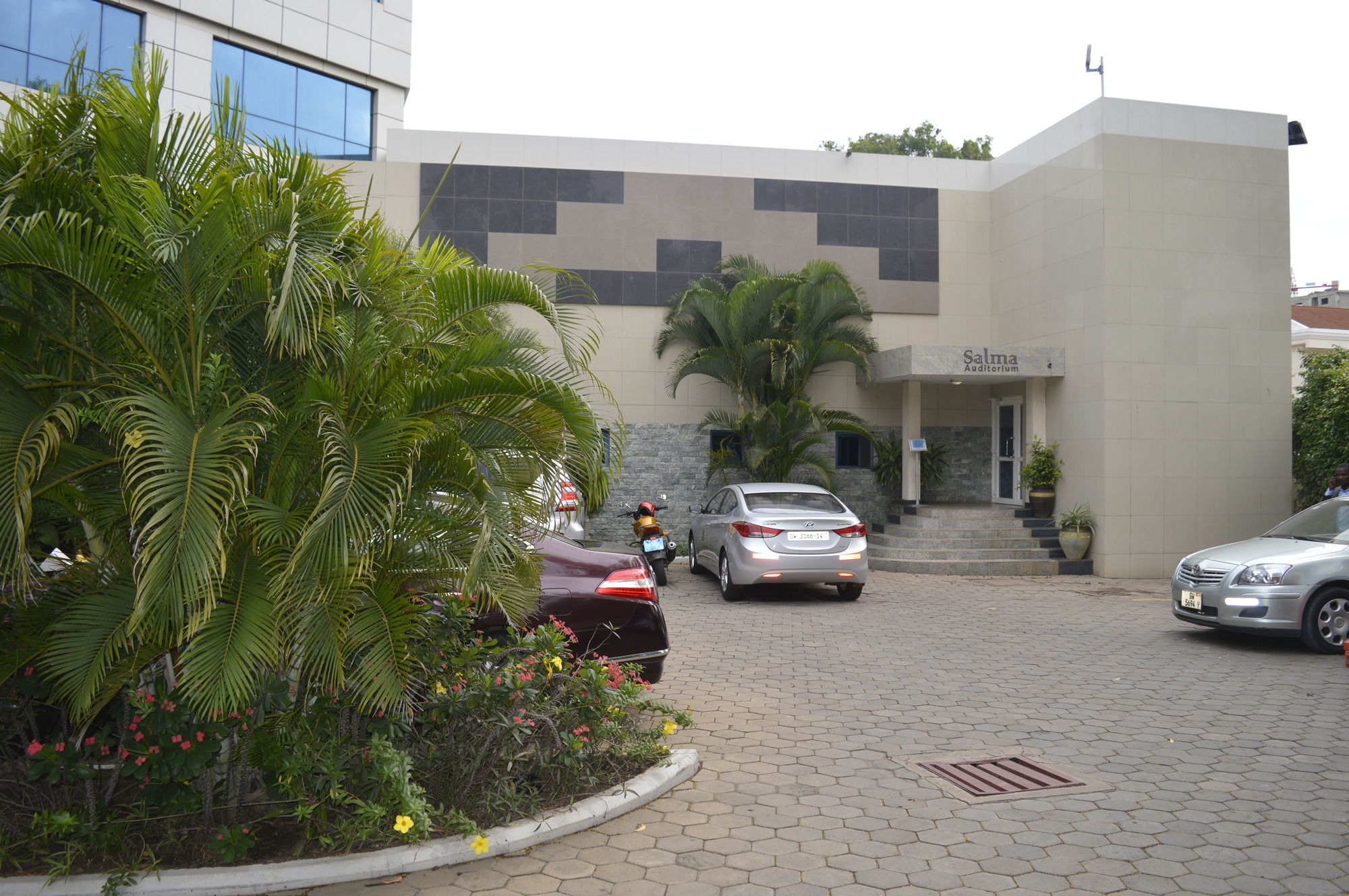 Фото Best Western Premier Accra Airport Hotel
