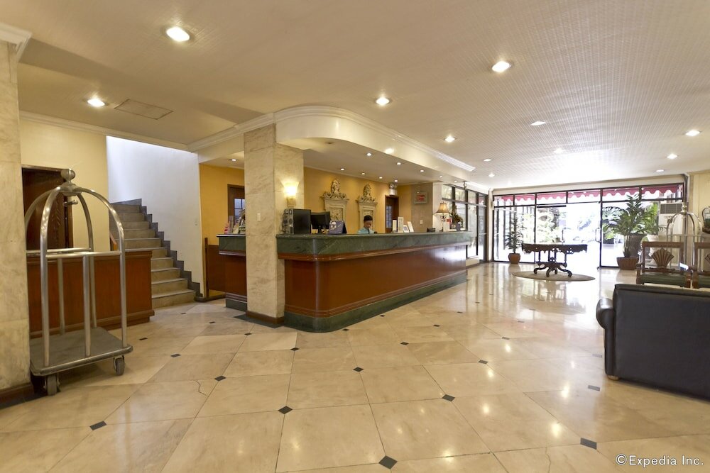 Фото Diplomat Hotel