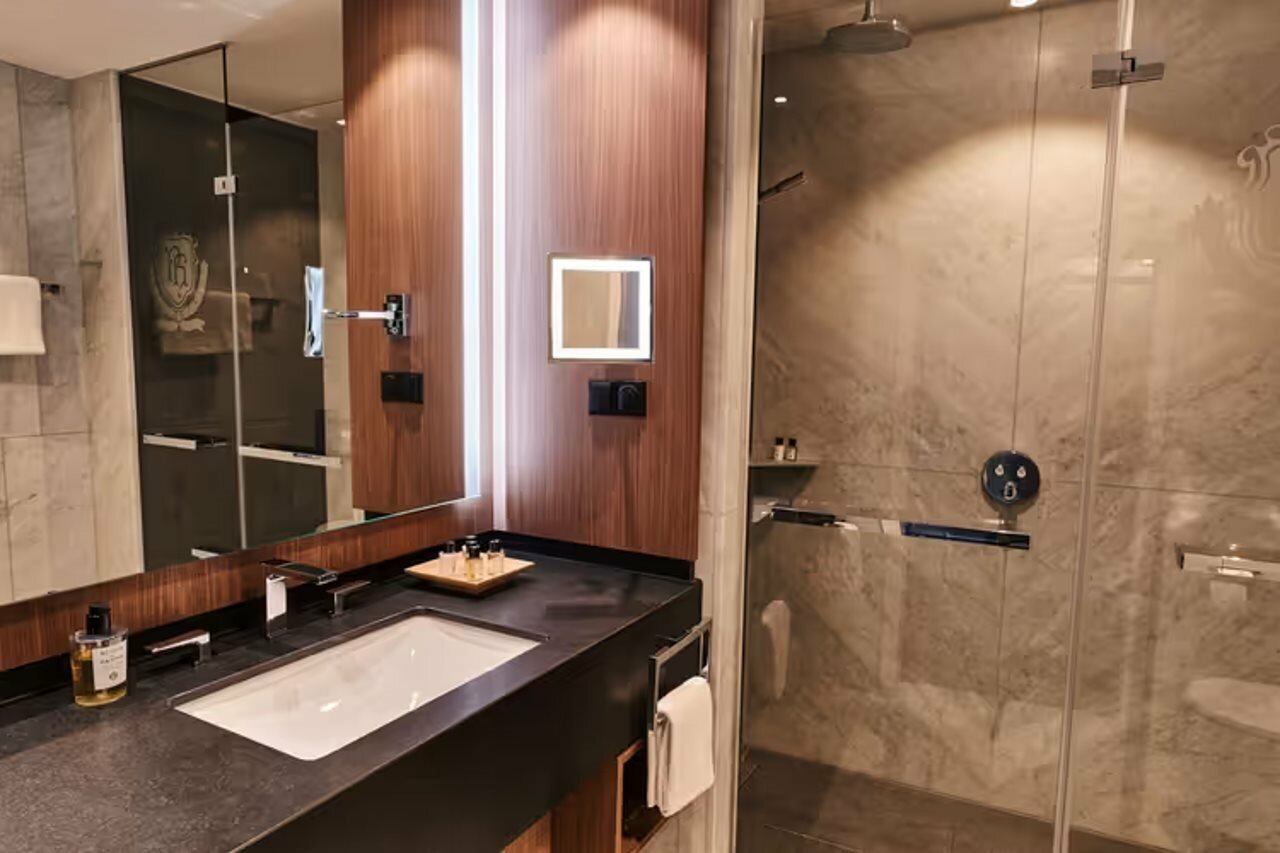 Фото Steigenberger Icon Parkhotel Düsseldorf