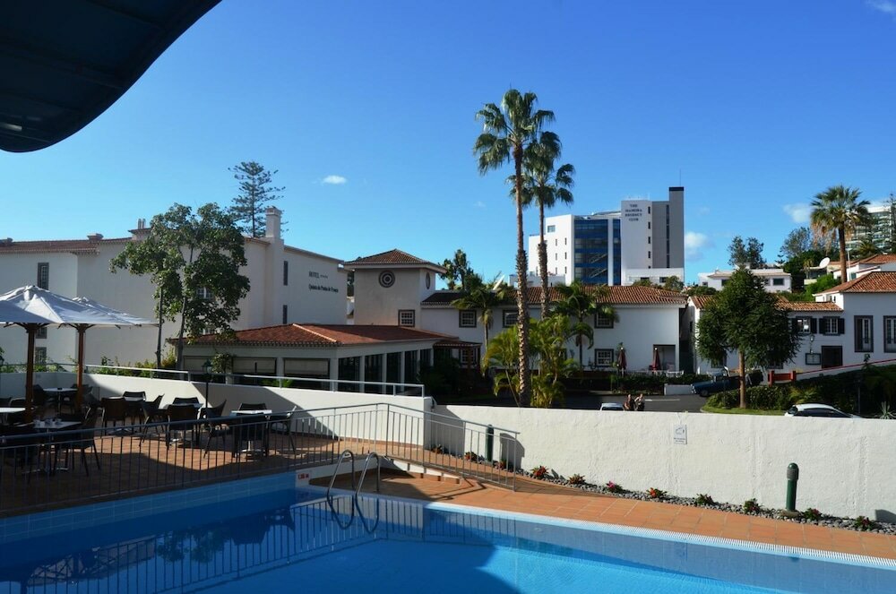 Фото Madeira Bright Star Hotel