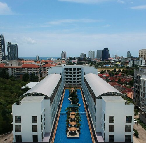 Гостиница Woraburi Pattaya Resort & SPA в Паттайе