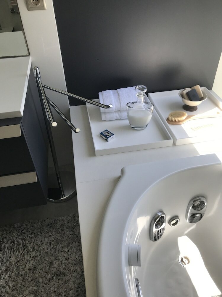 Фото Villa Orange Charm Guesthouse