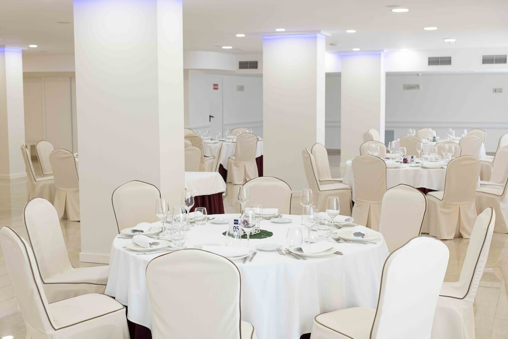 Фото Hotel Maya Alicante