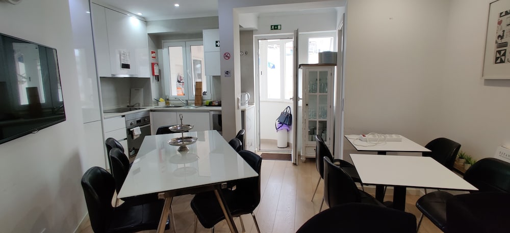 Фото Lisbon Terrace Suites for Large Groups