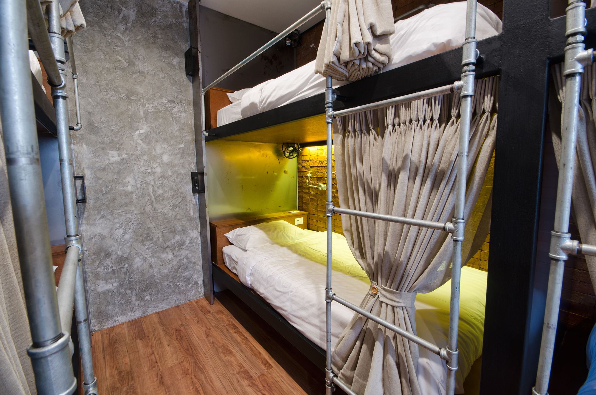 Фото Siam Plug In Hostel