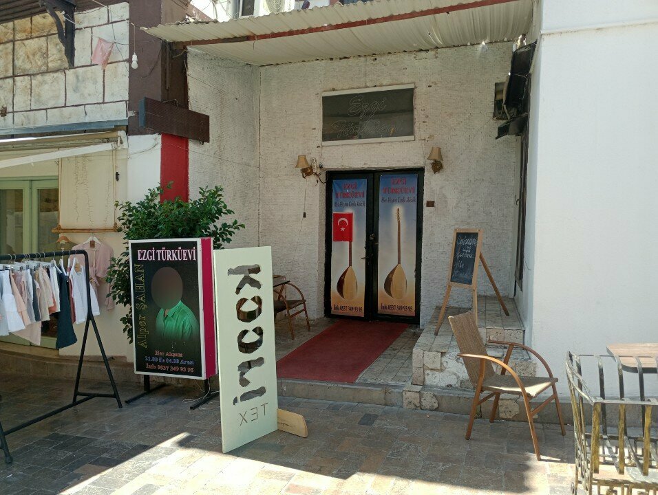 Bar, pub Ezgi Türkü Evi, Muratpasa, photo