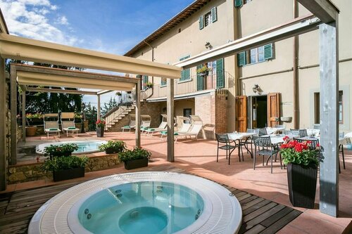 Внешний вид отеля Hotel Palazzo San Niccolo в Радда-ин-Чанти, фото 3