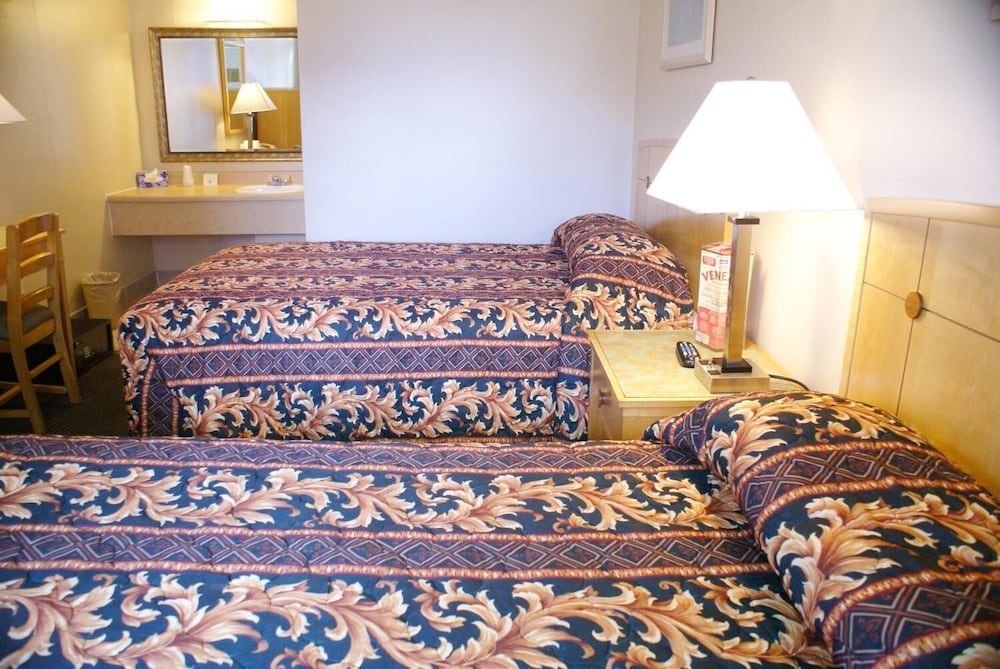 Фото Downbeach Inn