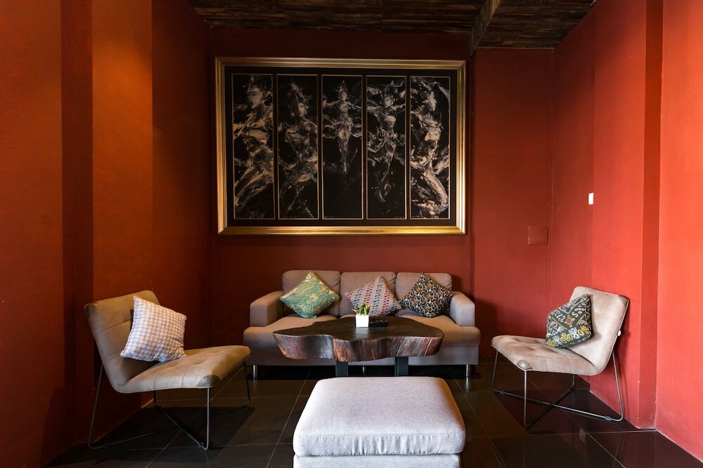 Фото Hadi Poetra Hotel