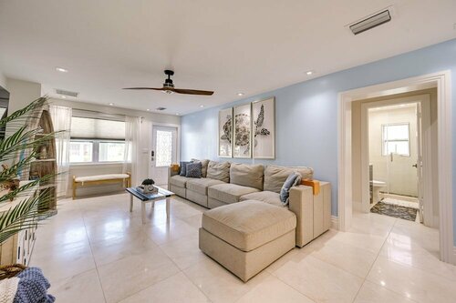 Гостиница Updated Naples Retreat w Private Pool & Patio!