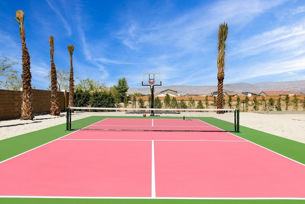 Фото Nahana by Avantstay Pool, Courts, Tramp + More Minutes to Empire Polo Club!