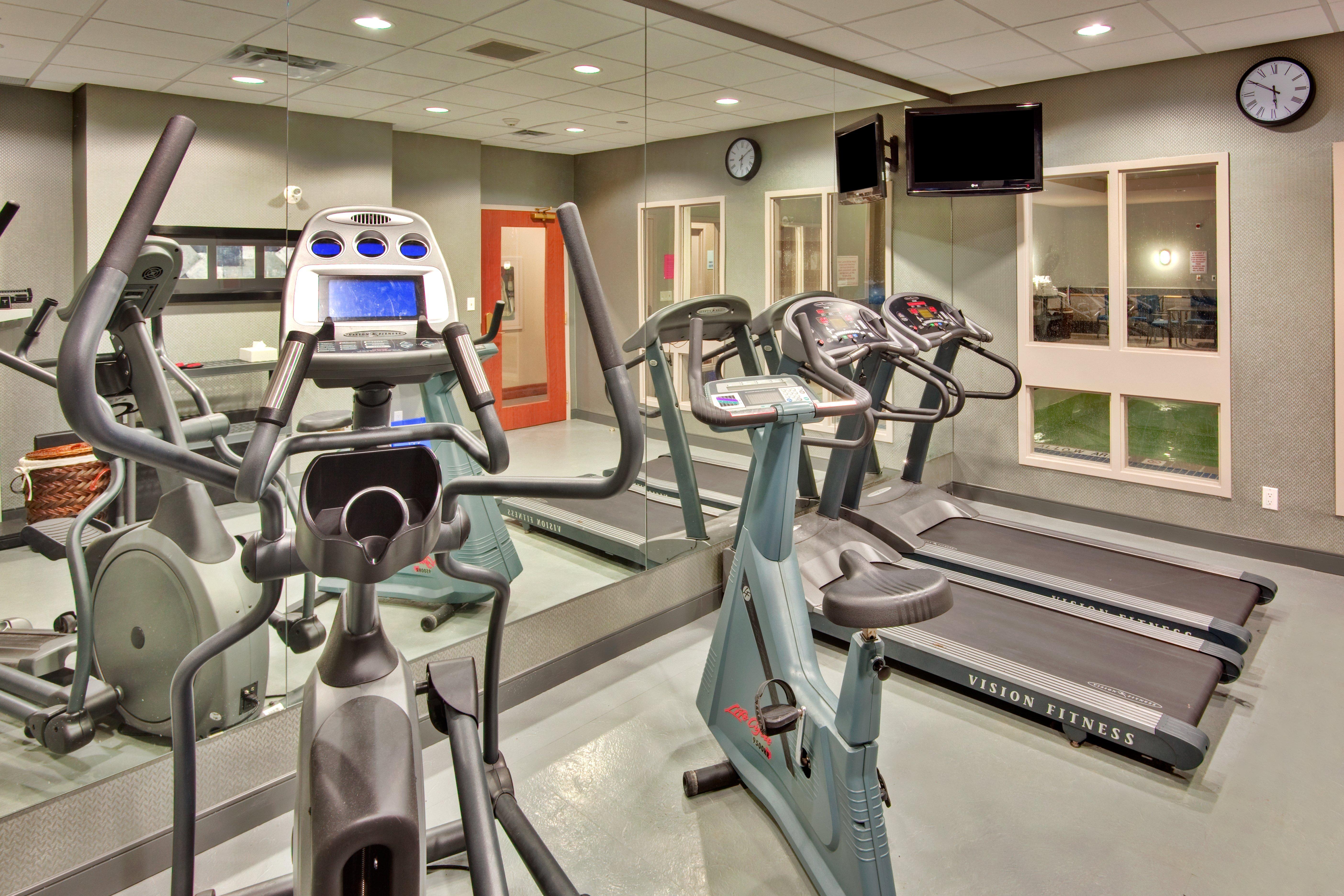 Фото Newmarket Hotel & Suites