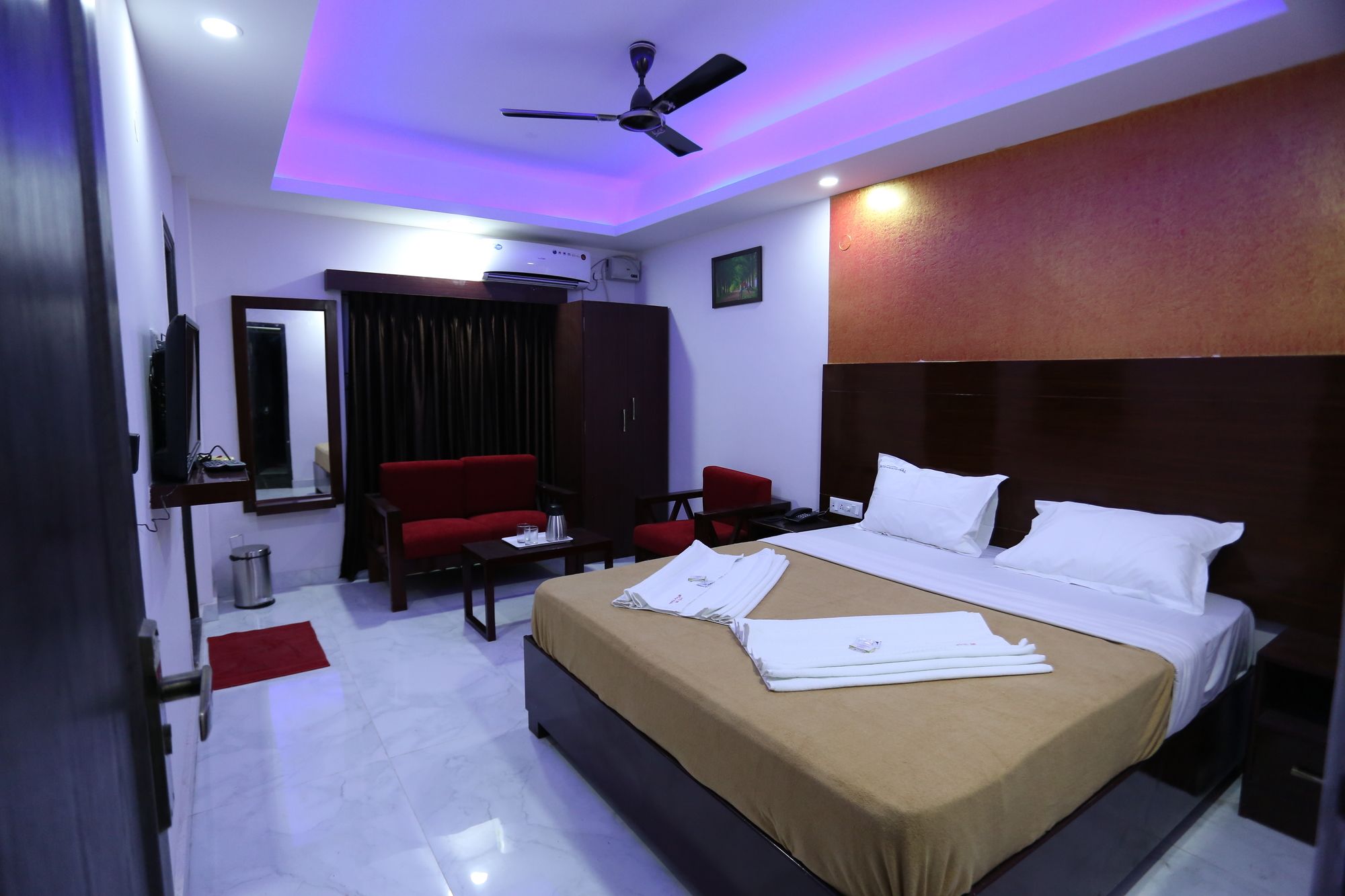 Фото Hotel Rr International