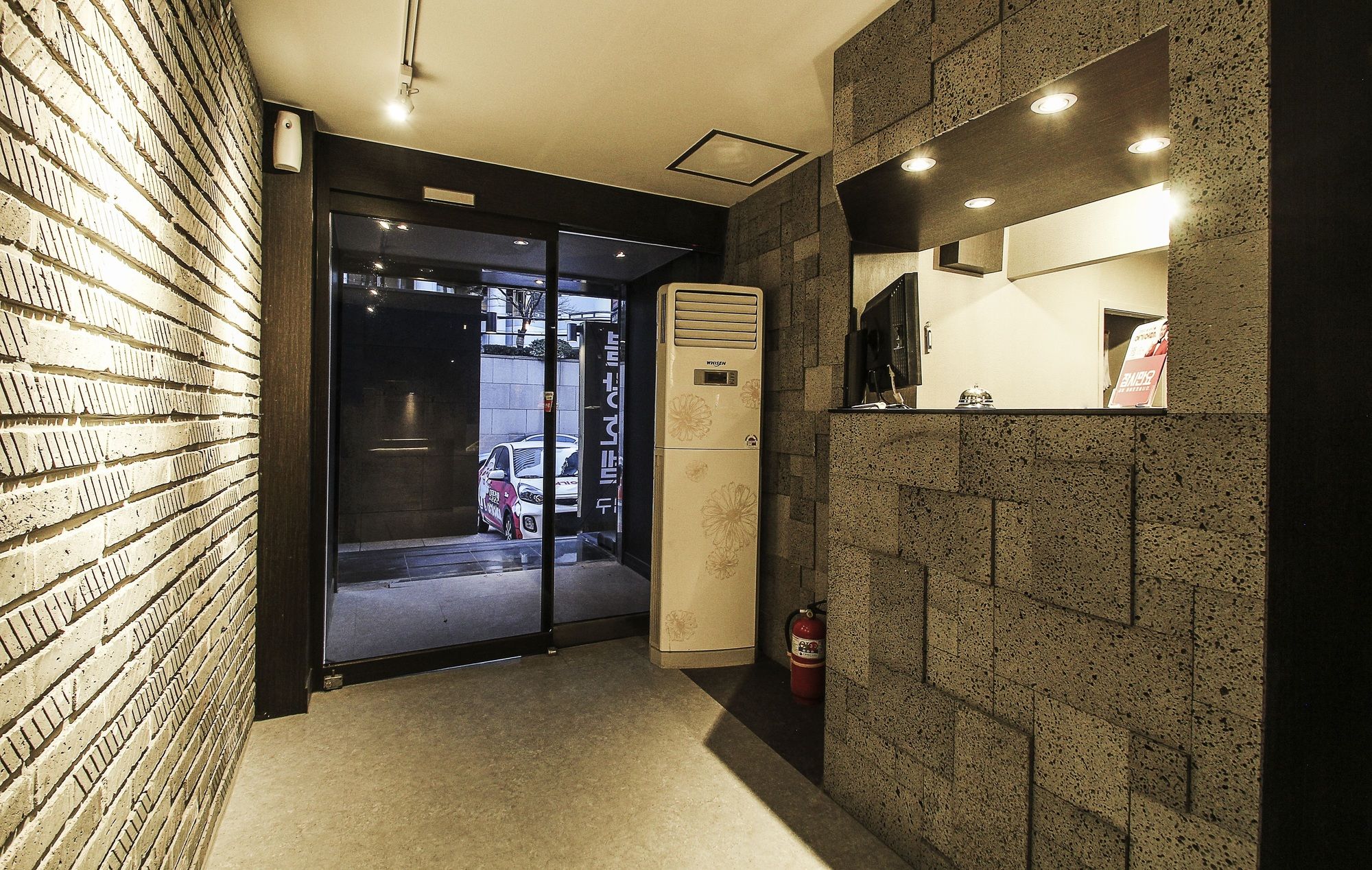 Фото Blanc Hotel Gangnam