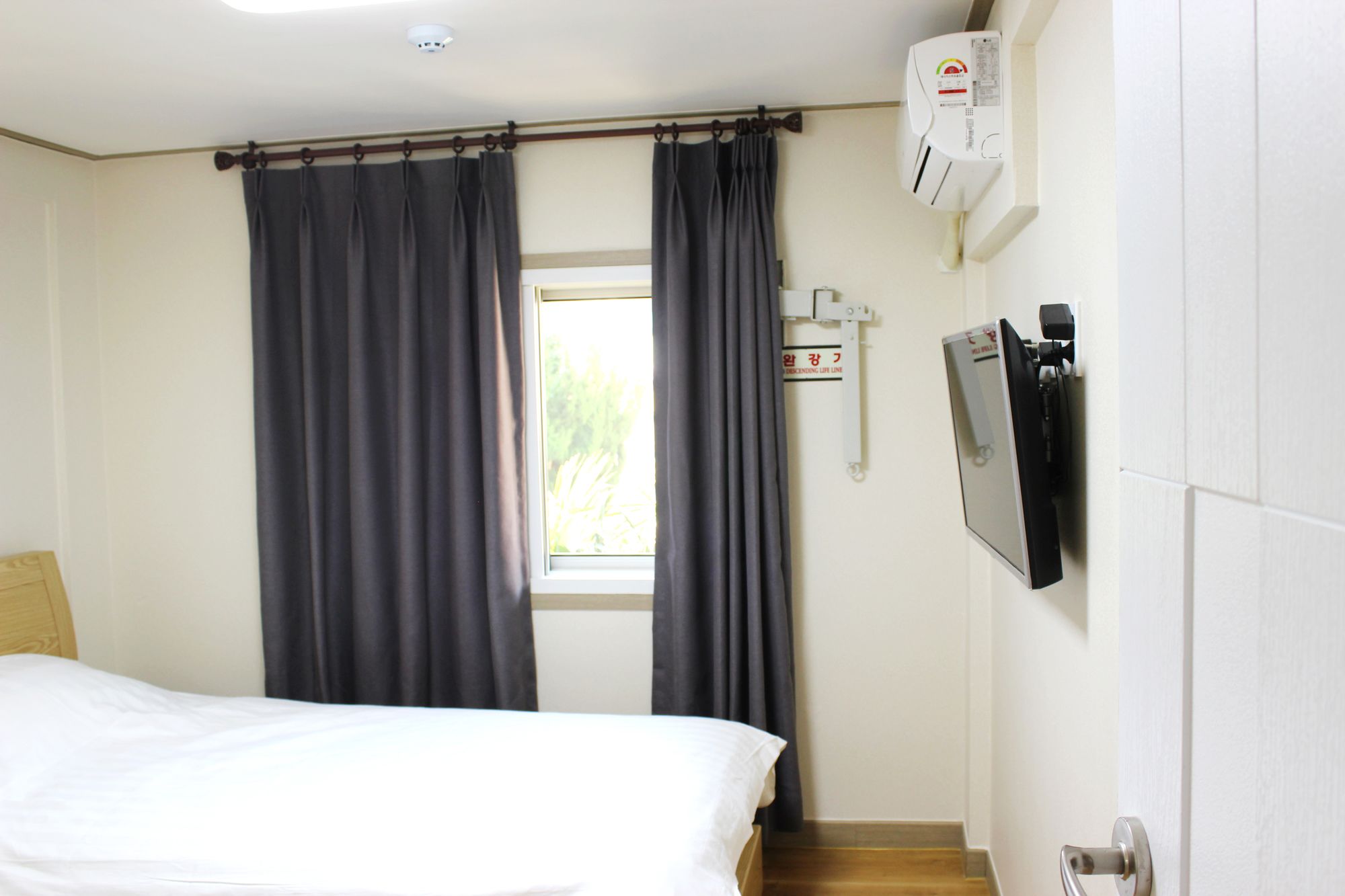 Фото The Lucete Hotel