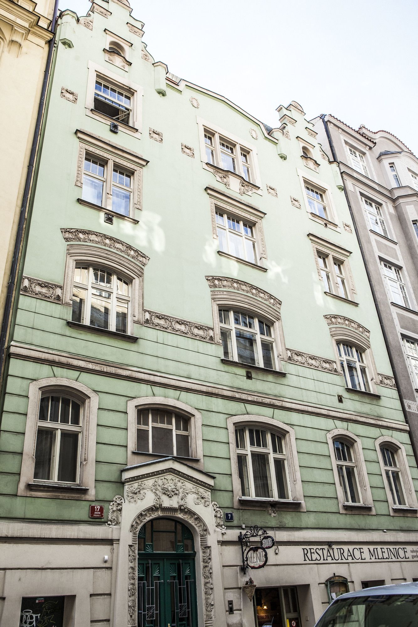 Фото The Emerald